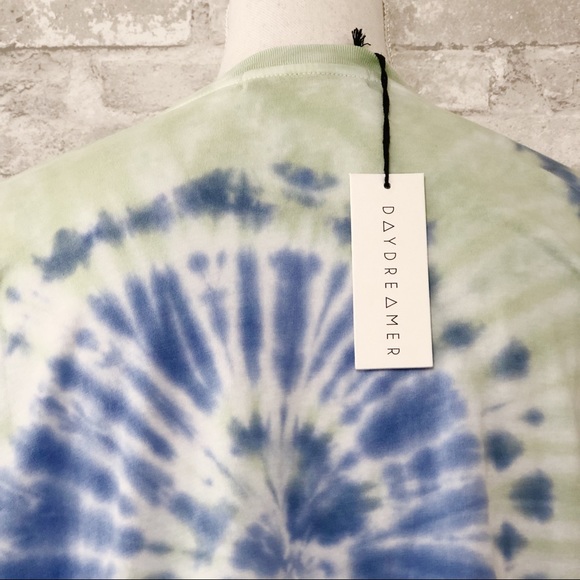 NWT DAYDREAMER 100% Cotton Green Iris Tie Dye Boxy Crop Tee Top Size Small - Picture 9 of 15